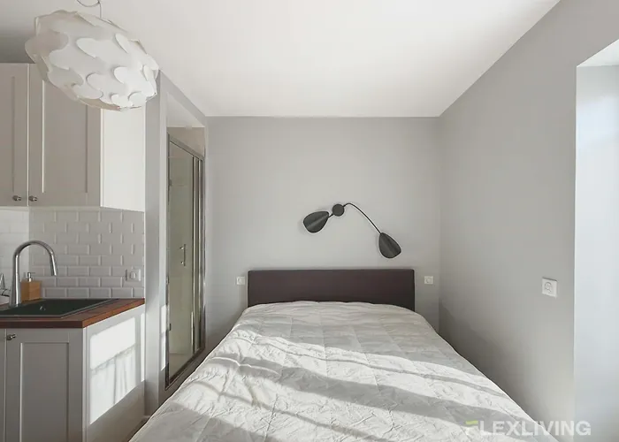 شقة Chabrol - Beautiful Bright And Fully Equipped T1 باريس